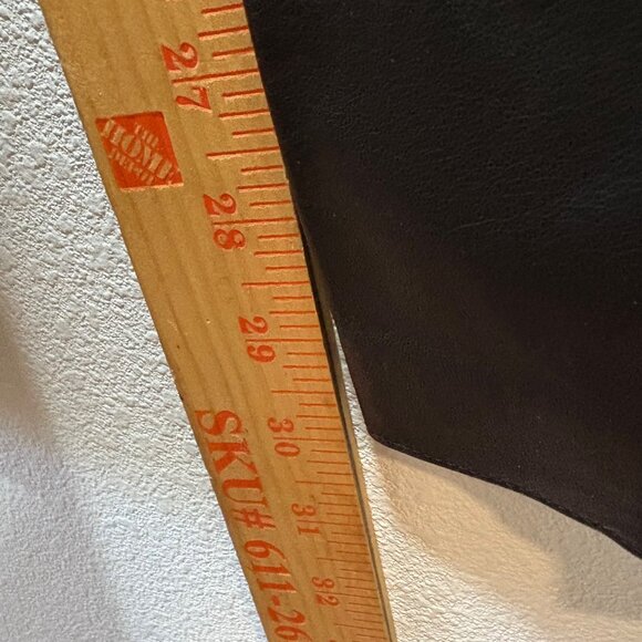 Ron Leal Women’s Vtg Black Leather Pants Size 10 Made In Canada - Picture 9 of 10